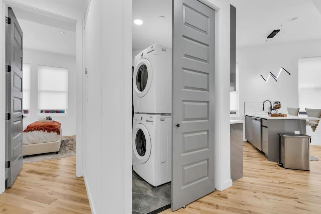 Au Courant Apartment Philadelphia Bagian luar foto